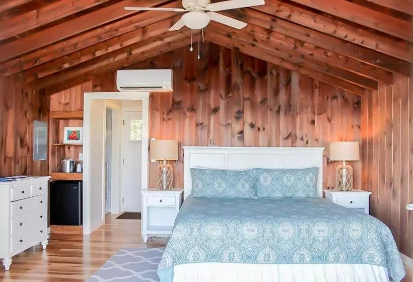 Linekin Bay Resort