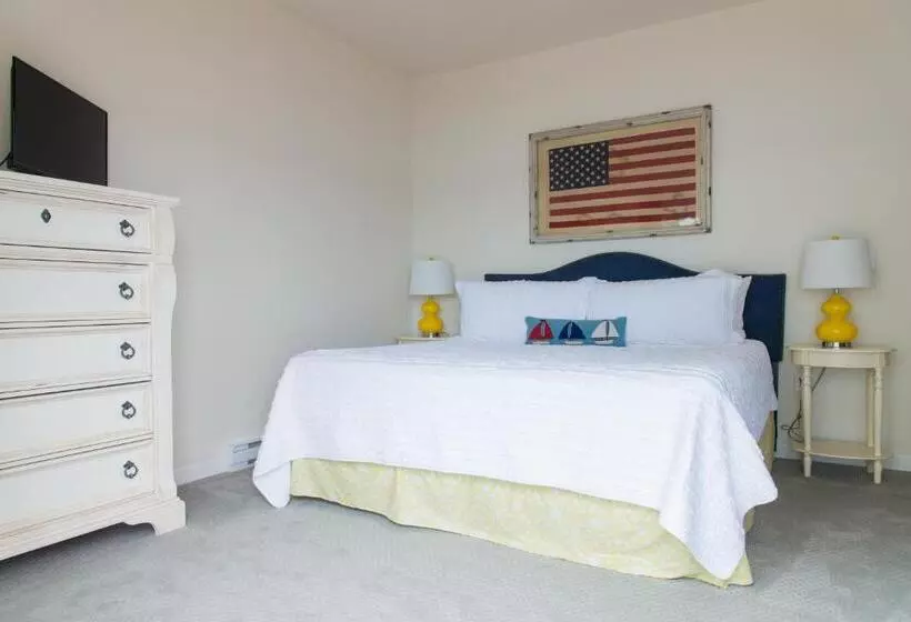 Linekin Bay Resort