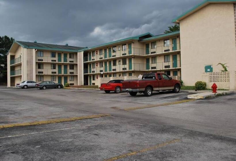 فندق على الطريق Bama Inn