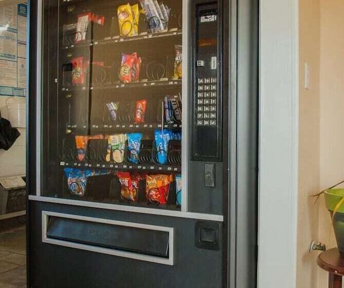 فندق على الطريق Bama Inn