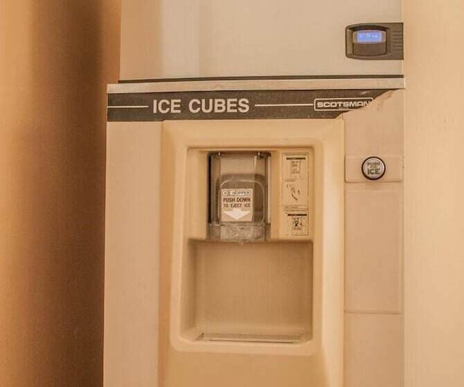 فندق على الطريق Bama Inn