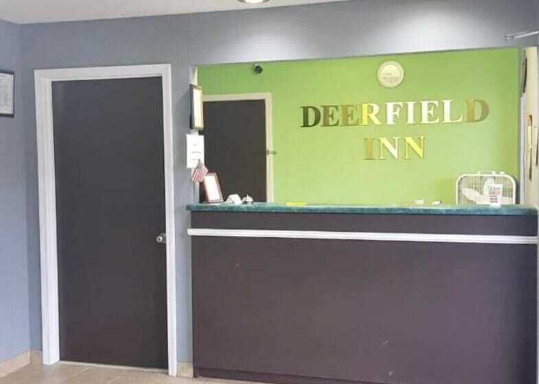 モーテル Deerfield Inn