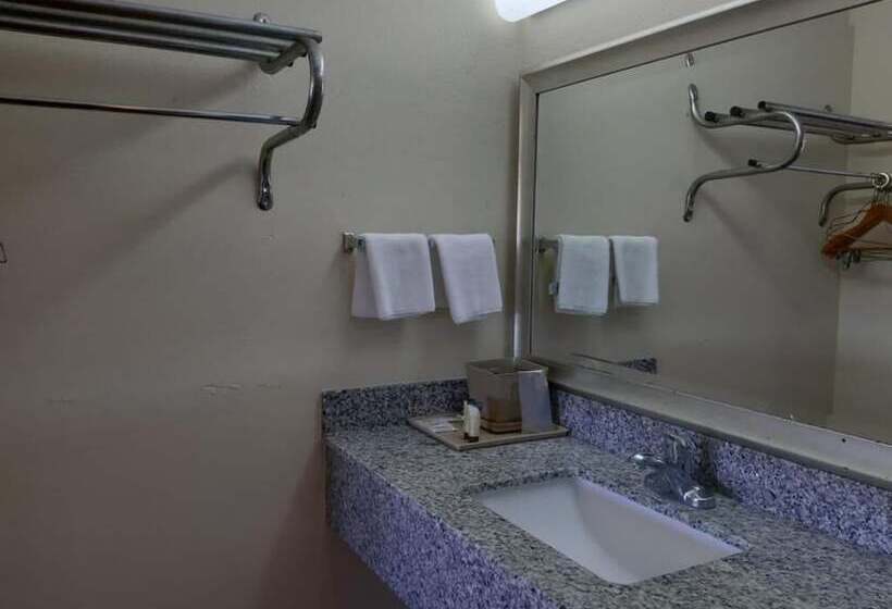 モーテル Deerfield Inn