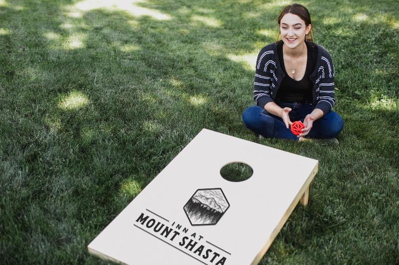 모텔 Inn At Mount Shasta