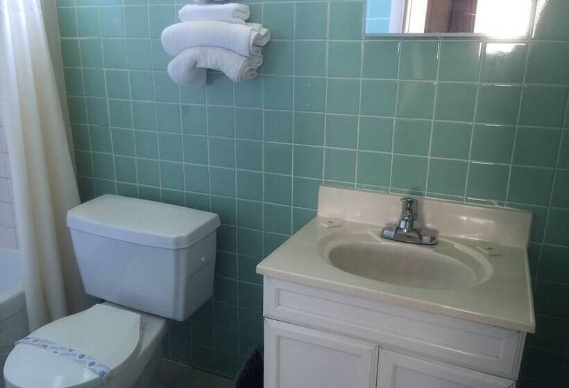 فندق على الطريق Relax Inn