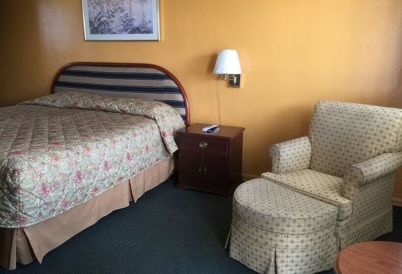 فندق على الطريق Relax Inn