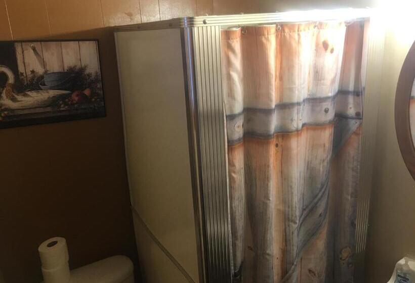 Rainbows End Fishing Resort