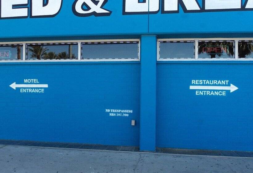 Traveler S Bed & Breakfast Hostel