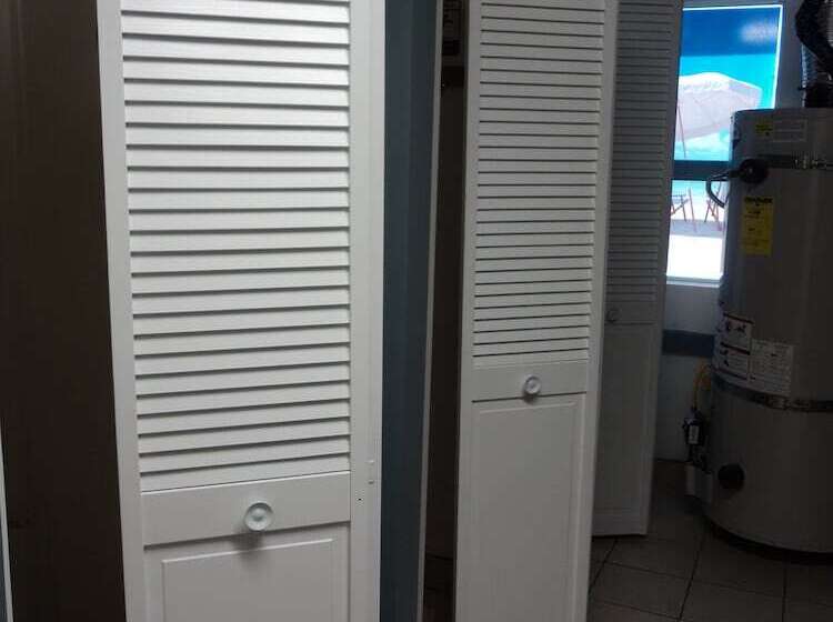 Traveler S Bed & Breakfast Hostel