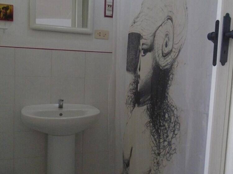 تختخواب و صبحانه Casa Hospedaje Encanto