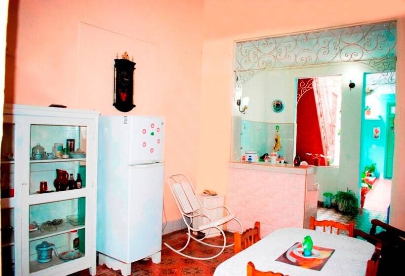 تختخواب و صبحانه Casa Hospedaje Encanto