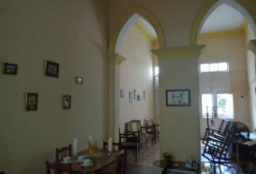 تختخواب و صبحانه Casa Hospedaje Encanto