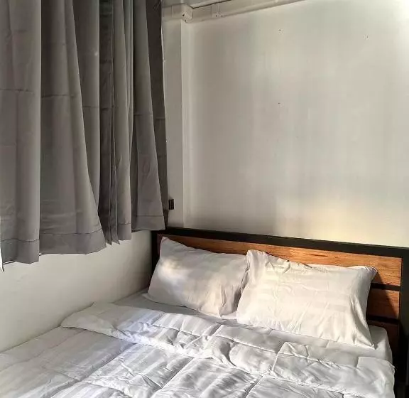 Hotelli Sleep Owl Jomtien