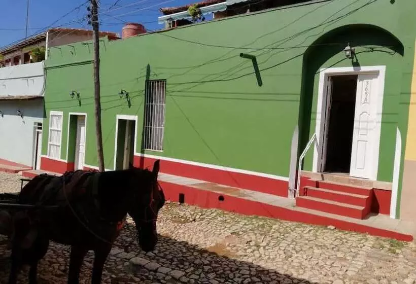 پانسیون Casa Particular Mirelis