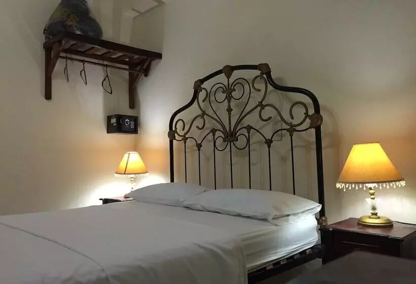 ペンション Hostal El Aljibe
