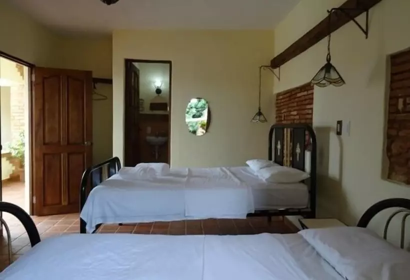 ペンション Hostal El Aljibe