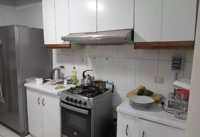 پانسیون Hostel Colores Miraflores