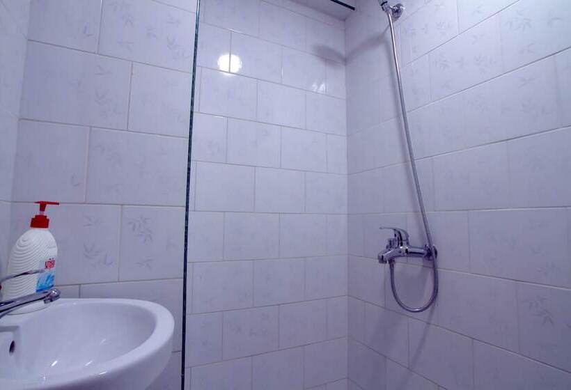 پانسیون Residencia Varela