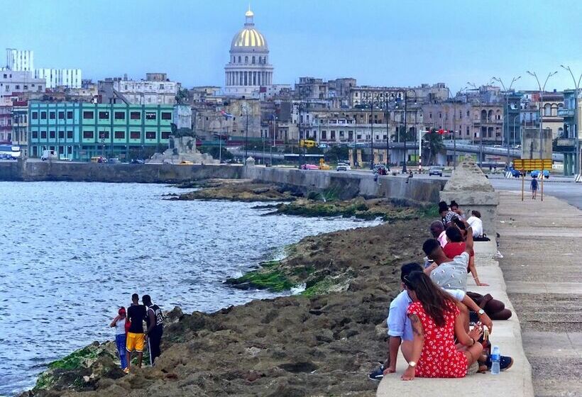 پانسیون Residencia Varela