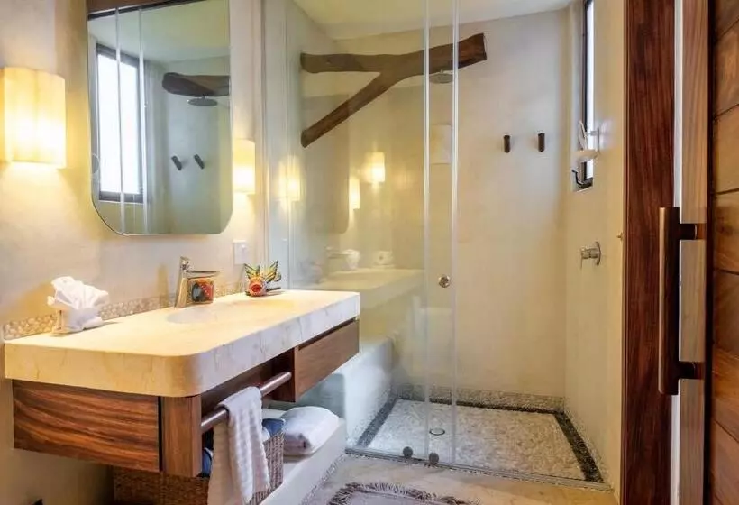 Armadillo Living Villas