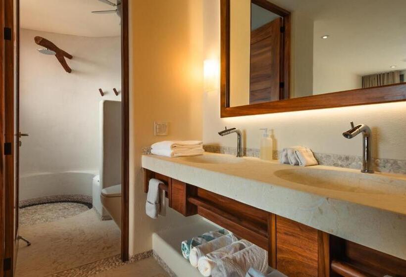 Armadillo Living Villas