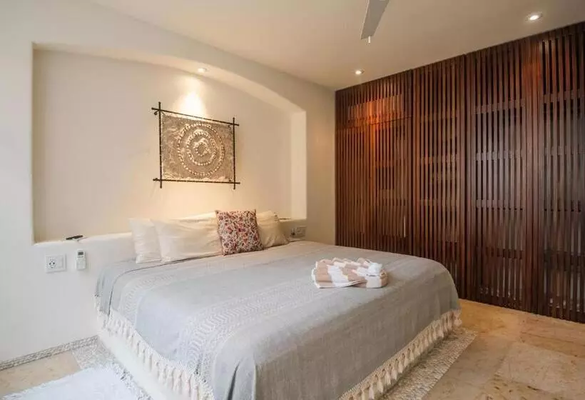 Armadillo Living Villas