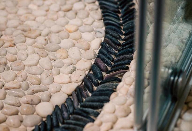 Armadillo Living Villas