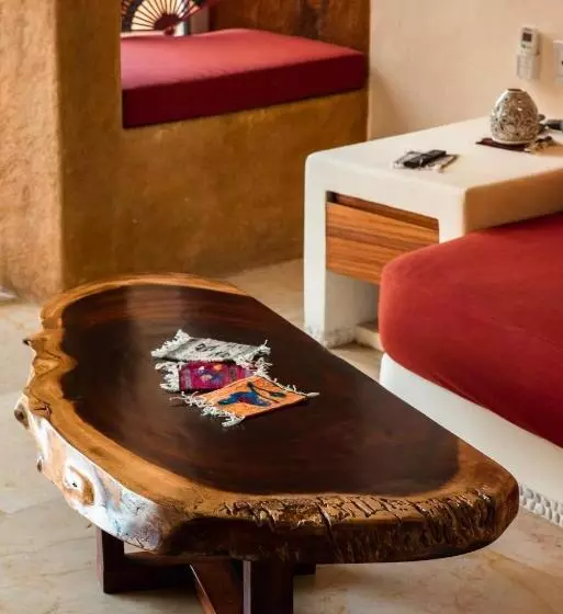 Armadillo Living Villas