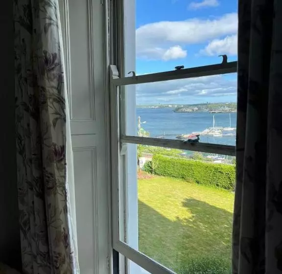 ベッドアンドブレックファースト Lynwood House