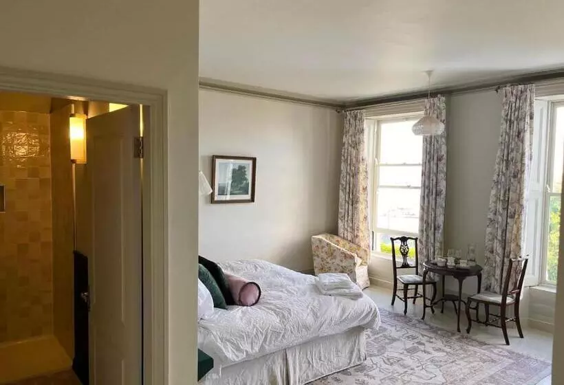 ベッドアンドブレックファースト Lynwood House