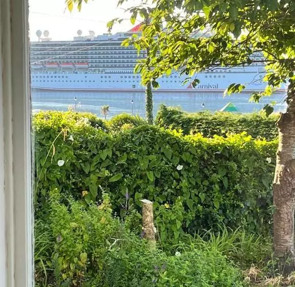 ベッドアンドブレックファースト Lynwood House