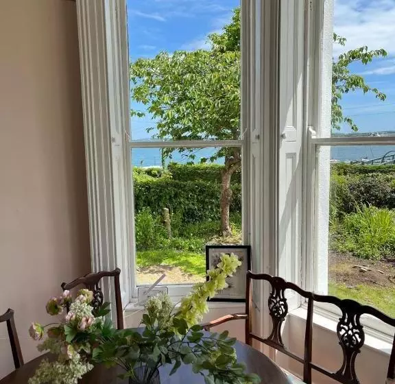 ベッドアンドブレックファースト Lynwood House