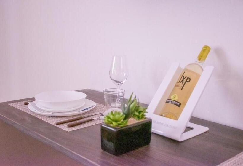 تختخواب و صبحانه Modern House Le Castella