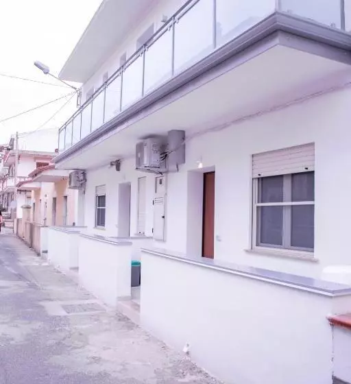 ベッドアンドブレックファースト Modern House Le Castella
