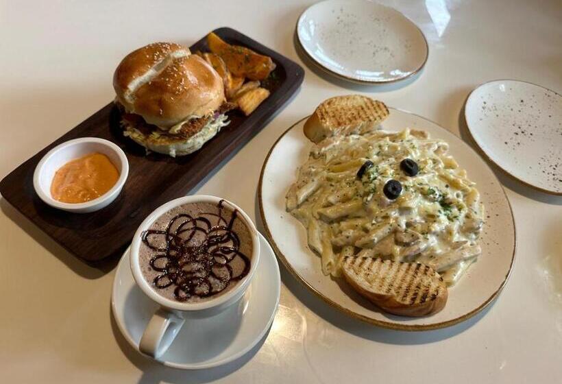 צימר Weather Houseboats