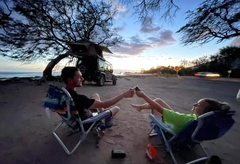 Campcar Maui Jeeps Suvs Hybrid Camper Van Rentals With Equipment And Travel Advice