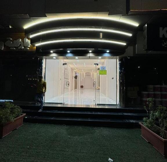 Szálloda اصيل الفاخره المخدومه