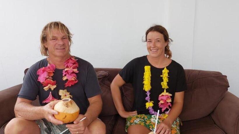 هتل Avanti Surf & Stay