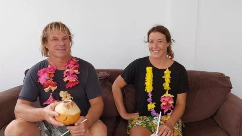 هتل Avanti Surf & Stay