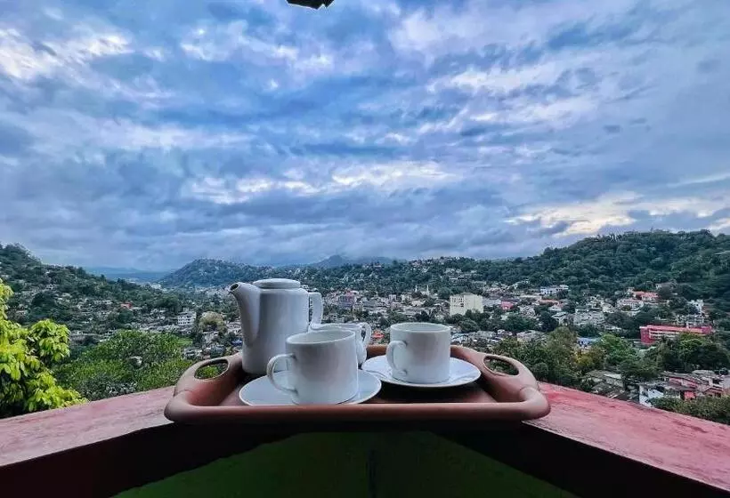 ホテル Hanthana Heights