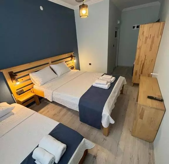 Hotelli Helios Pansiyon