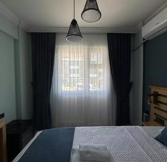 Hotelli Helios Pansiyon