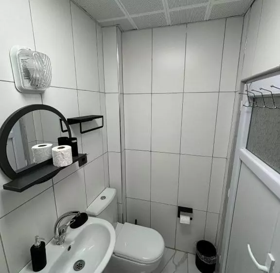 Hotelli Helios Pansiyon