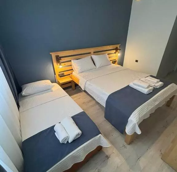 Hotelli Helios Pansiyon