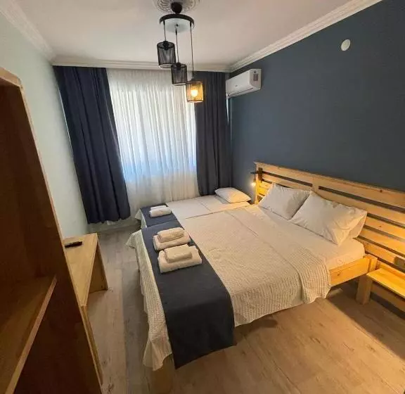 Hotelli Helios Pansiyon