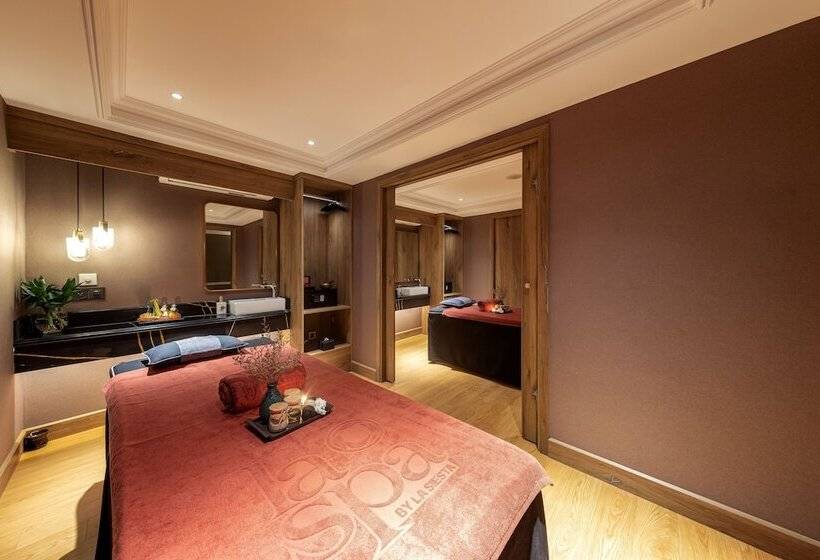 هتل La Siesta Premium Saigon Central