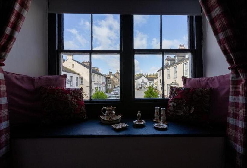 ホテル The Kings Arms