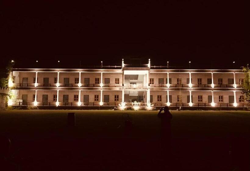 호텔 The Shakti Rocks