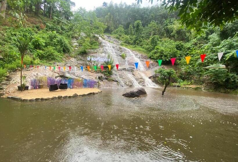 Пансион ท่าเเพรีสอร์ท