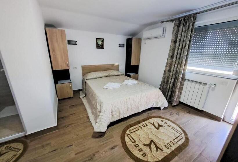 پانسیون Casa Livia